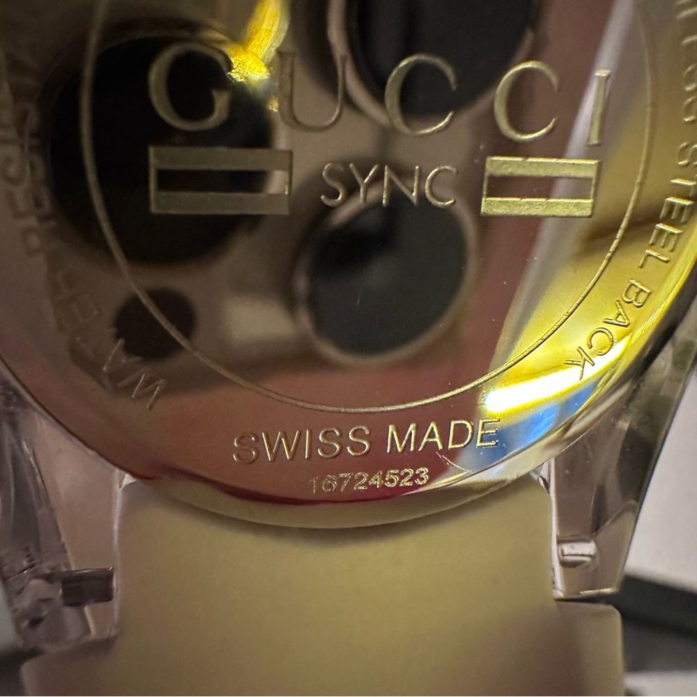 Gucci Sync Sport Watch with White Rubber Logo Band Unisex Stainless Steel - Picture 14 of 16